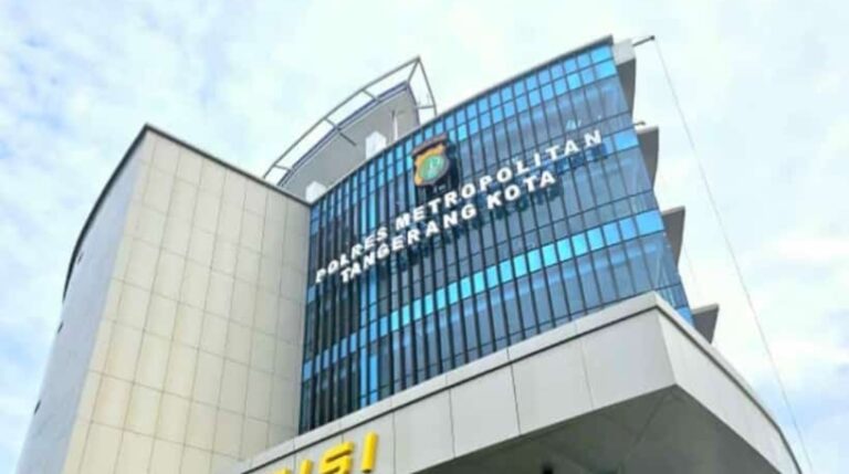 Polisi Usut Dugaan Wasit Bola Nasional Jual Istri ke Hidung Belang